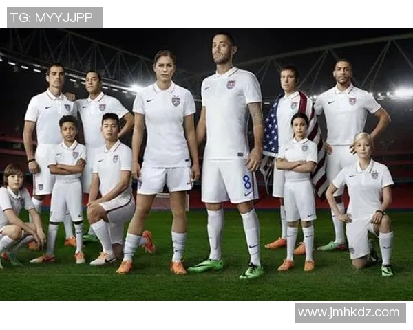 足球明星纷纷转战美国联赛引发全球关注与热议